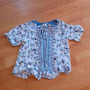 Lucky brand size L floral pattern